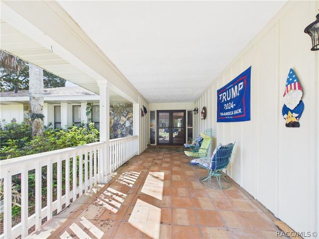 7628 W Golf Club Street, Crystal River, FL 34429