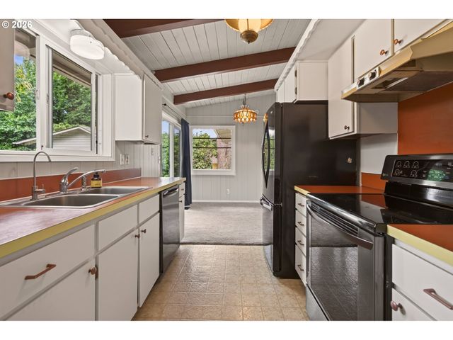 140 CHERRY BLOSSOM Ln, Woodland, WA 98674