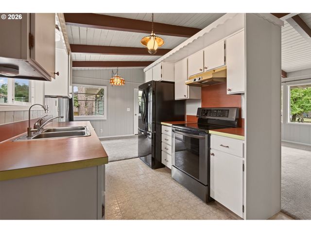 140 CHERRY BLOSSOM Ln, Woodland, WA 98674
