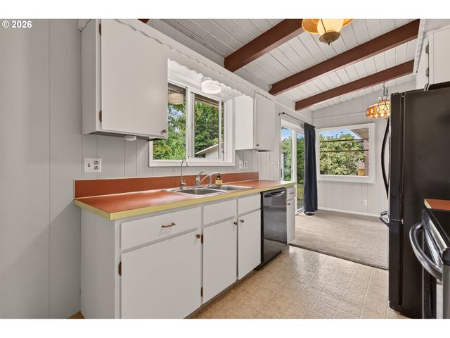 140 CHERRY BLOSSOM Ln, Woodland, WA 98674