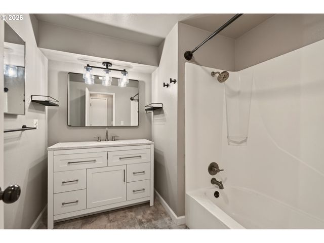 140 CHERRY BLOSSOM Ln, Woodland, WA 98674