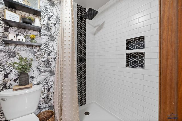 4913 RAVEN CIR, Rapid City, SD 57702