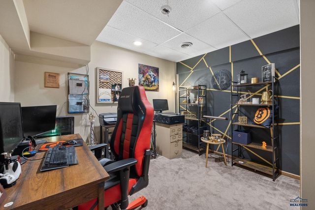 4913 RAVEN CIR, Rapid City, SD 57702