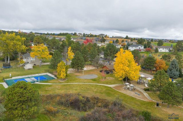 4913 RAVEN CIR, Rapid City, SD 57702