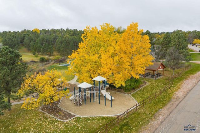 4913 RAVEN CIR, Rapid City, SD 57702