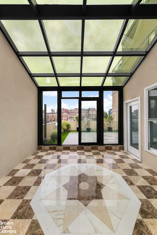 340 W 23RD Street, New York City, NY 10011