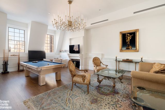 340 W 23RD Street, New York City, NY 10011