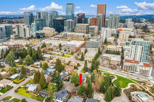 130 110th Place SE, Bellevue, WA 98004