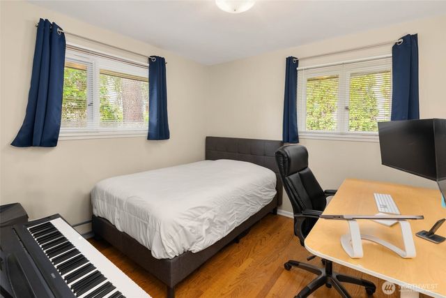 130 110th Place SE, Bellevue, WA 98004