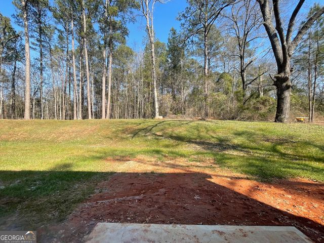 407 Barnetts Bridge Road, Jackson, GA 30233