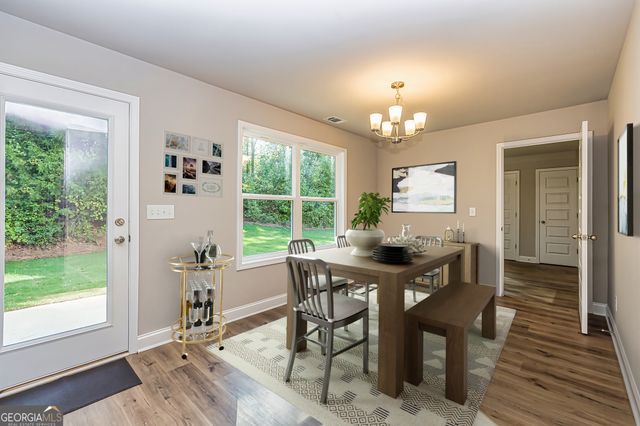 407 Barnetts Bridge Road, Jackson, GA 30233