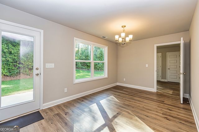 407 Barnetts Bridge Road, Jackson, GA 30233