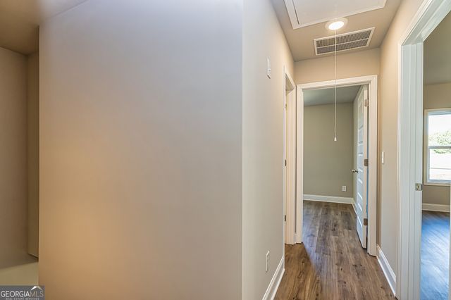 407 Barnetts Bridge Road, Jackson, GA 30233