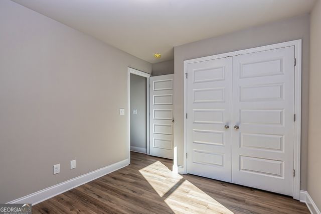 407 Barnetts Bridge Road, Jackson, GA 30233