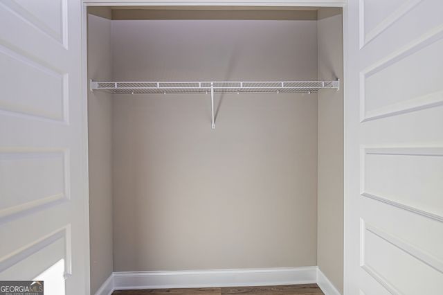 407 Barnetts Bridge Road, Jackson, GA 30233