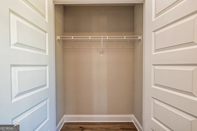 407 Barnetts Bridge Road, Jackson, GA 30233