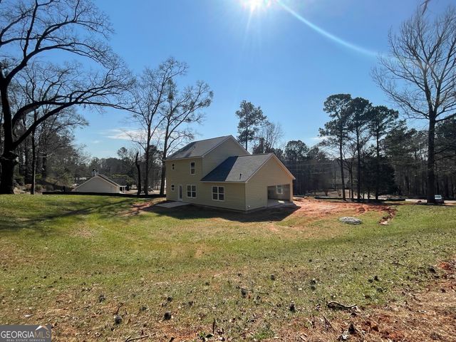 407 Barnetts Bridge Road, Jackson, GA 30233