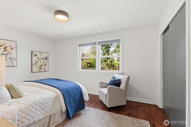 6321 18th Avenue NE, Seattle, WA 98115