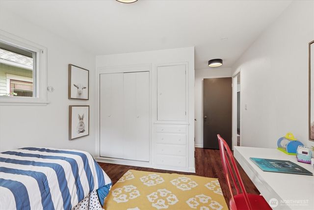 6321 18th Avenue NE, Seattle, WA 98115