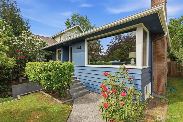 6321 18th Avenue NE, Seattle, WA 98115