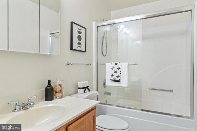 311 GREYHOUND RD, Baltimore, MD 21221