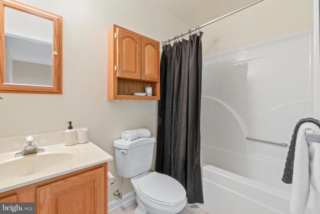 311 GREYHOUND RD, Baltimore, MD 21221