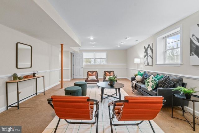 311 GREYHOUND RD, Baltimore, MD 21221