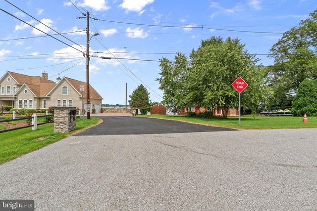 311 GREYHOUND RD, Baltimore, MD 21221