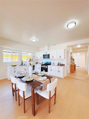 1171 E 60TH Street, Los Angeles, CA 90001