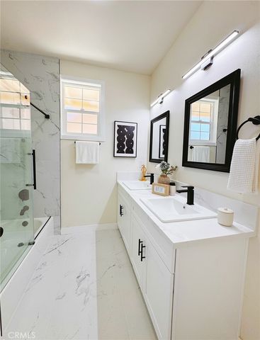 1171 E 60TH Street, Los Angeles, CA 90001