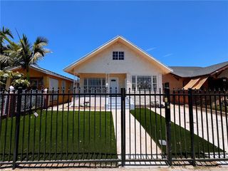 1171 E 60TH Street, Los Angeles, CA 90001