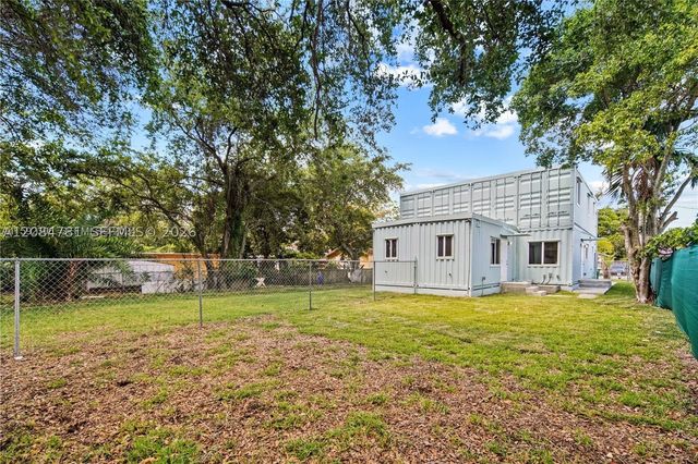 7815 NW 4th Ave, Miami, FL 33150