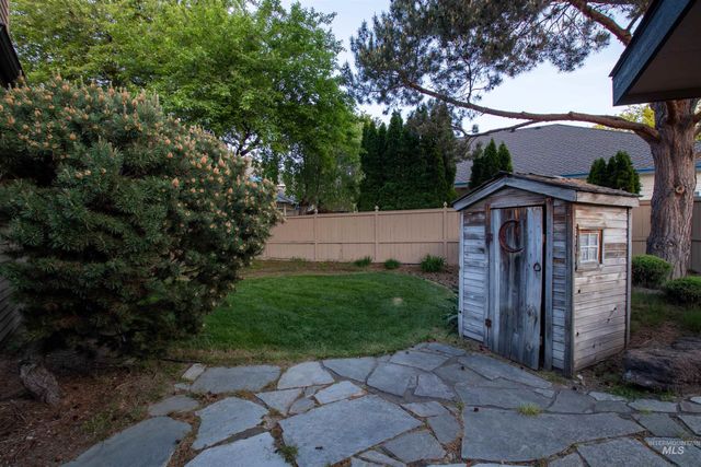 5026 N Greyloch Way, Boise, ID 83704