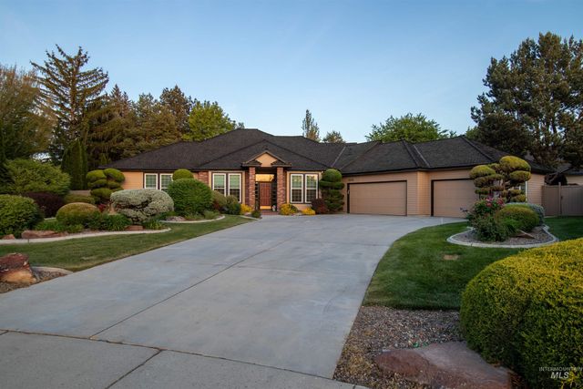 5026 N Greyloch Way, Boise, ID 83704