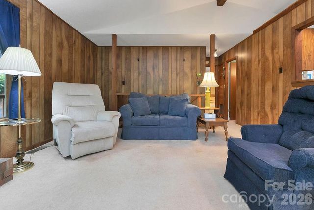 108 Easy Street, Cedar Mountain, NC 28718