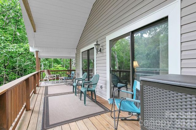 108 Easy Street, Cedar Mountain, NC 28718