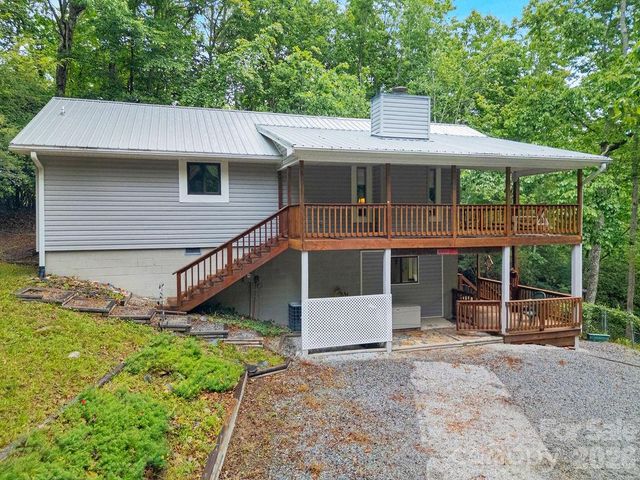 108 Easy Street, Cedar Mountain, NC 28718