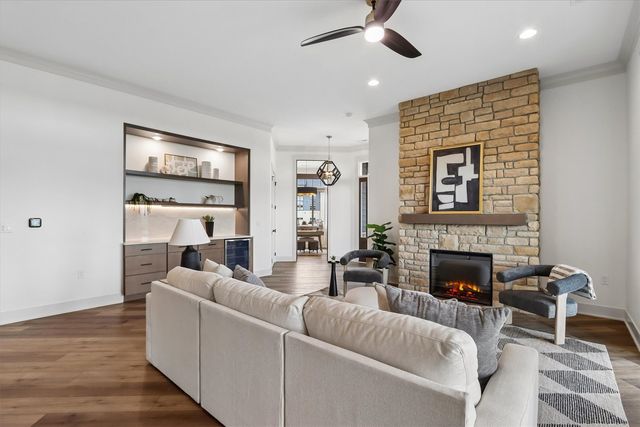1903 Country Club Drive, Coralville, IA 52241