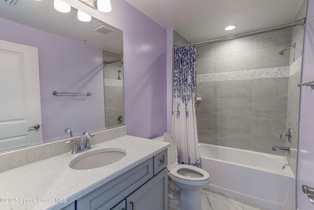 1465 S Harbor City Boulevard 304, Melbourne, FL 32901