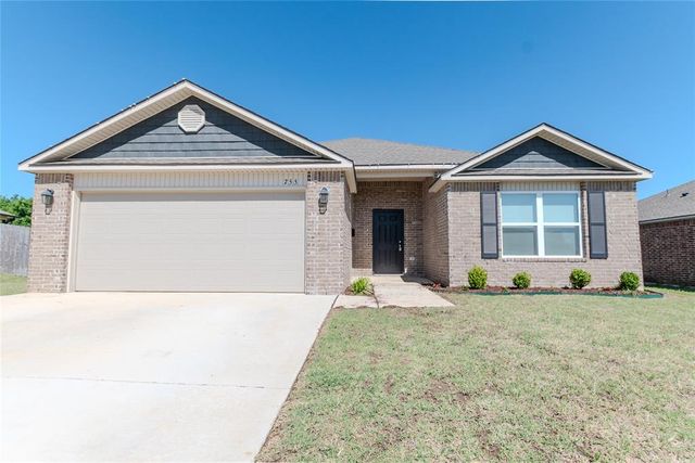755 Foxtail Drive, Newcastle, OK 73065