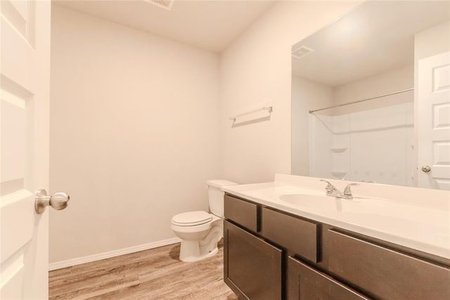 755 Foxtail Drive, Newcastle, OK 73065