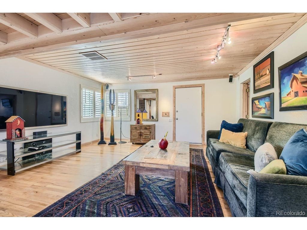 402 Orange Ct, Denver, CO 80220