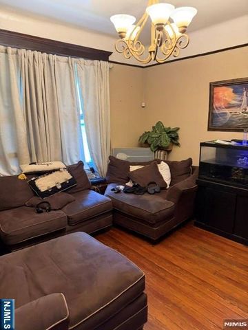 53 Chapman Place, Irvington, NJ 07111