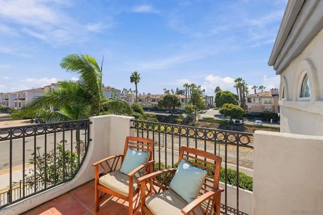 805 N Cleveland St C, Oceanside, CA 92054