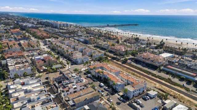 805 N Cleveland St C, Oceanside, CA 92054