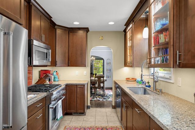 4504 Park Avenue, Minneapolis, MN 55407