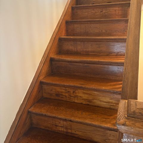 22-24 Arlington Street, Hartford, CT 06106