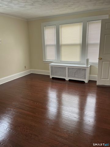 22-24 Arlington Street, Hartford, CT 06106