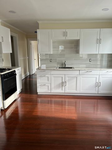 22-24 Arlington Street, Hartford, CT 06106