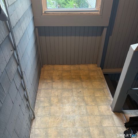 22-24 Arlington Street, Hartford, CT 06106